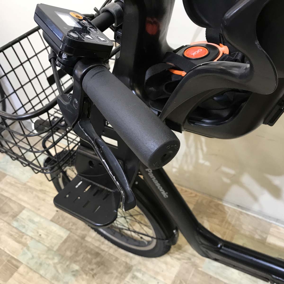 パナソニック ギュット アニーズ ブラック 20インチ KT136【中古車】