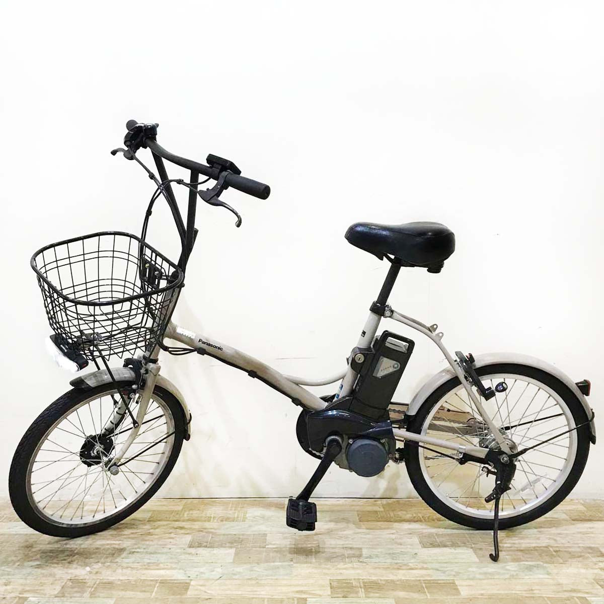 パナソニック シュガードロップ グレー 20インチ KT141 【中古車】