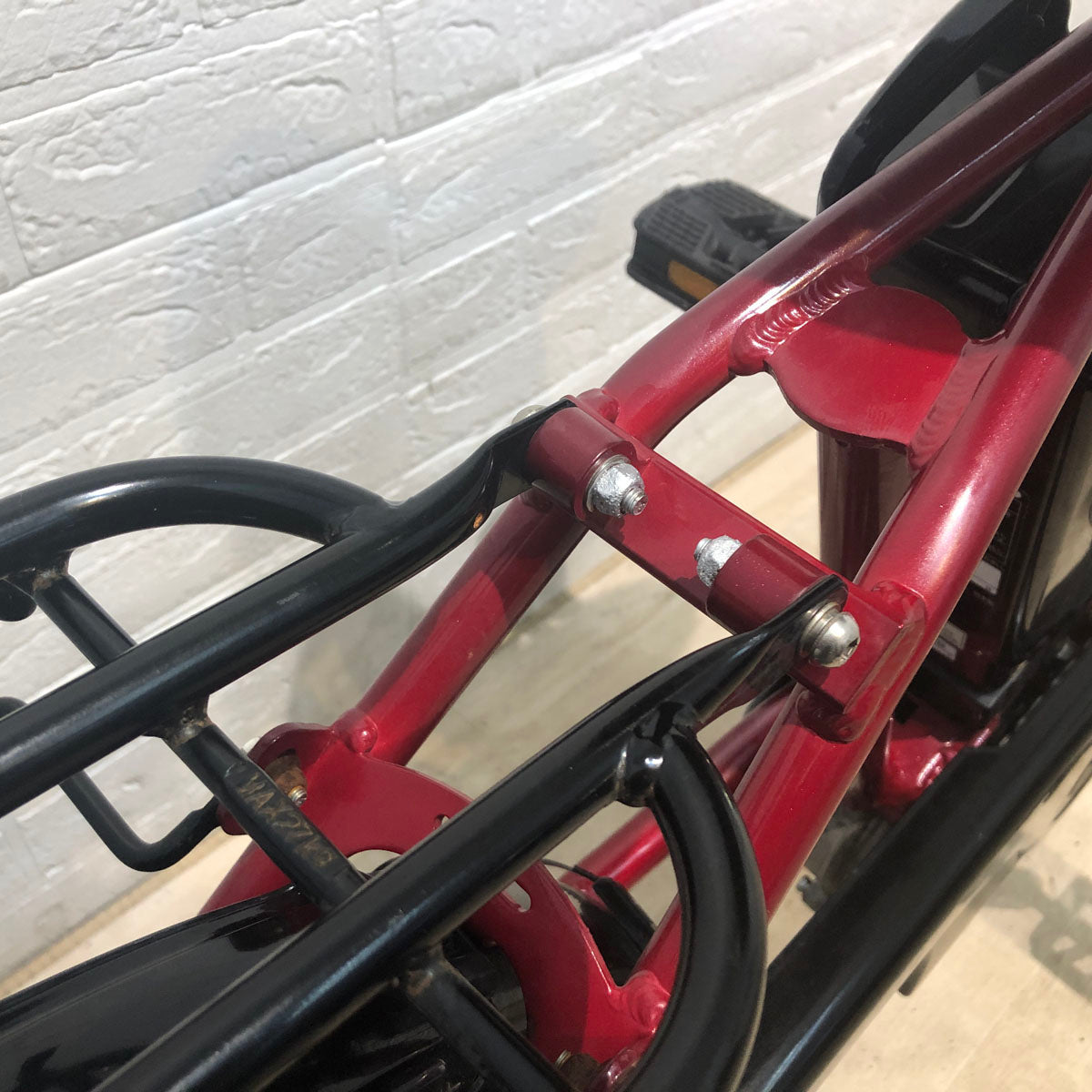 パナソニック ギュット アニーズ レッド 20インチ YS010【中古車】