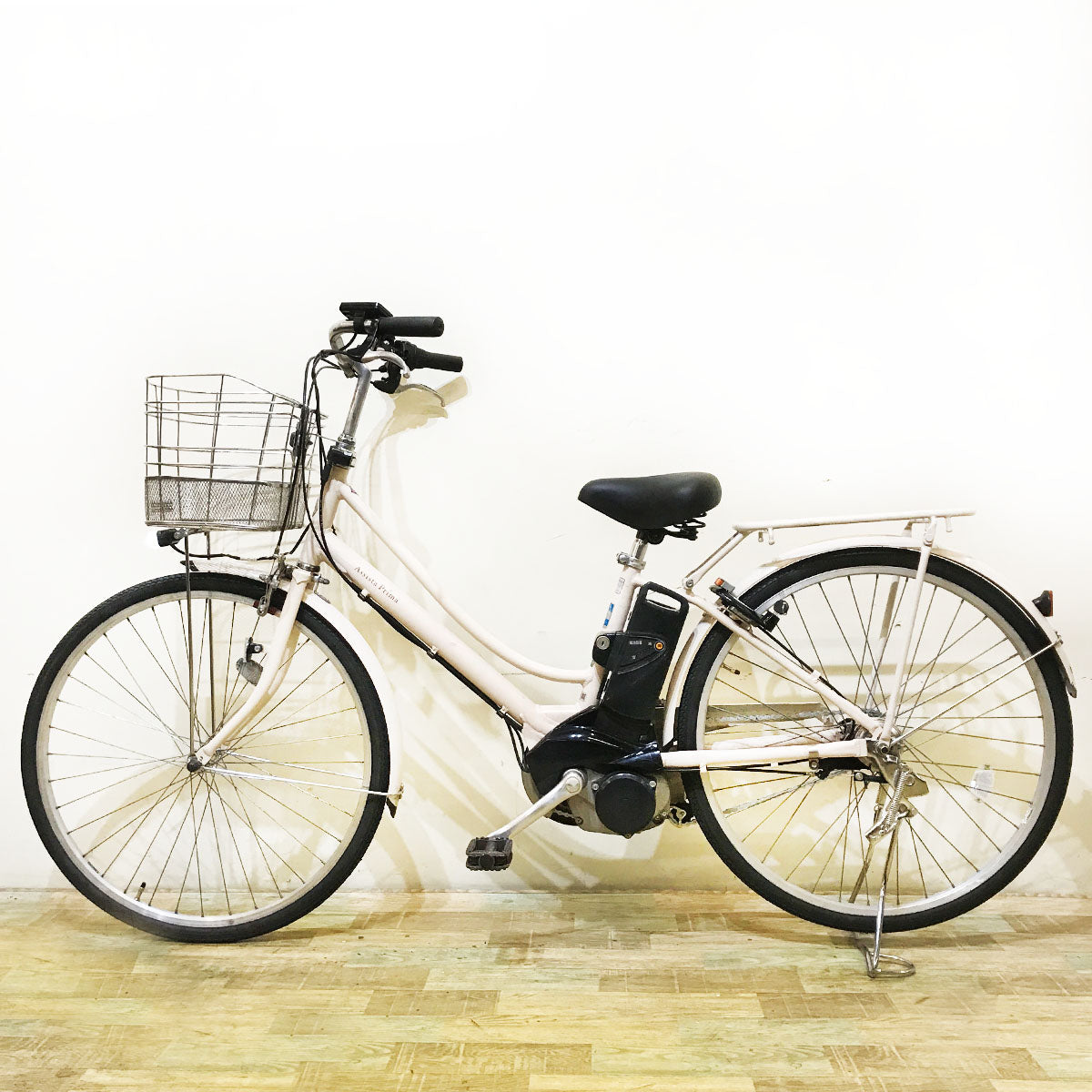 ブリヂストン アシスタ プリマ ベージュ 26インチ KP034 【中古車】