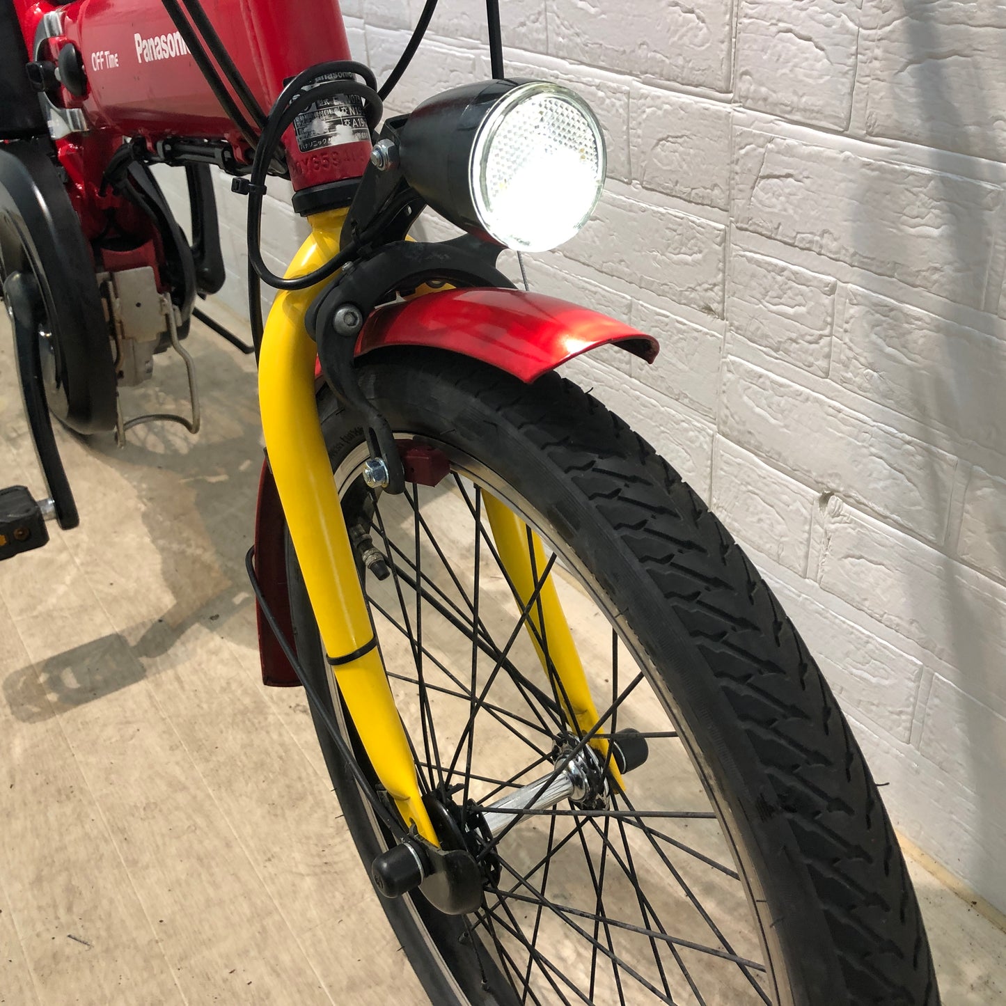 折りたたみ パナソニック オフタイム レッド × イエロー 前18×後20インチ YN039 【中古車】