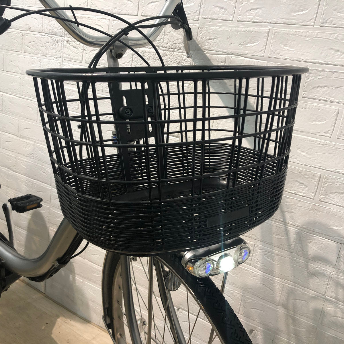 ブリヂストン アシスタ U DX シルバー 26インチ YX004 【中古車】