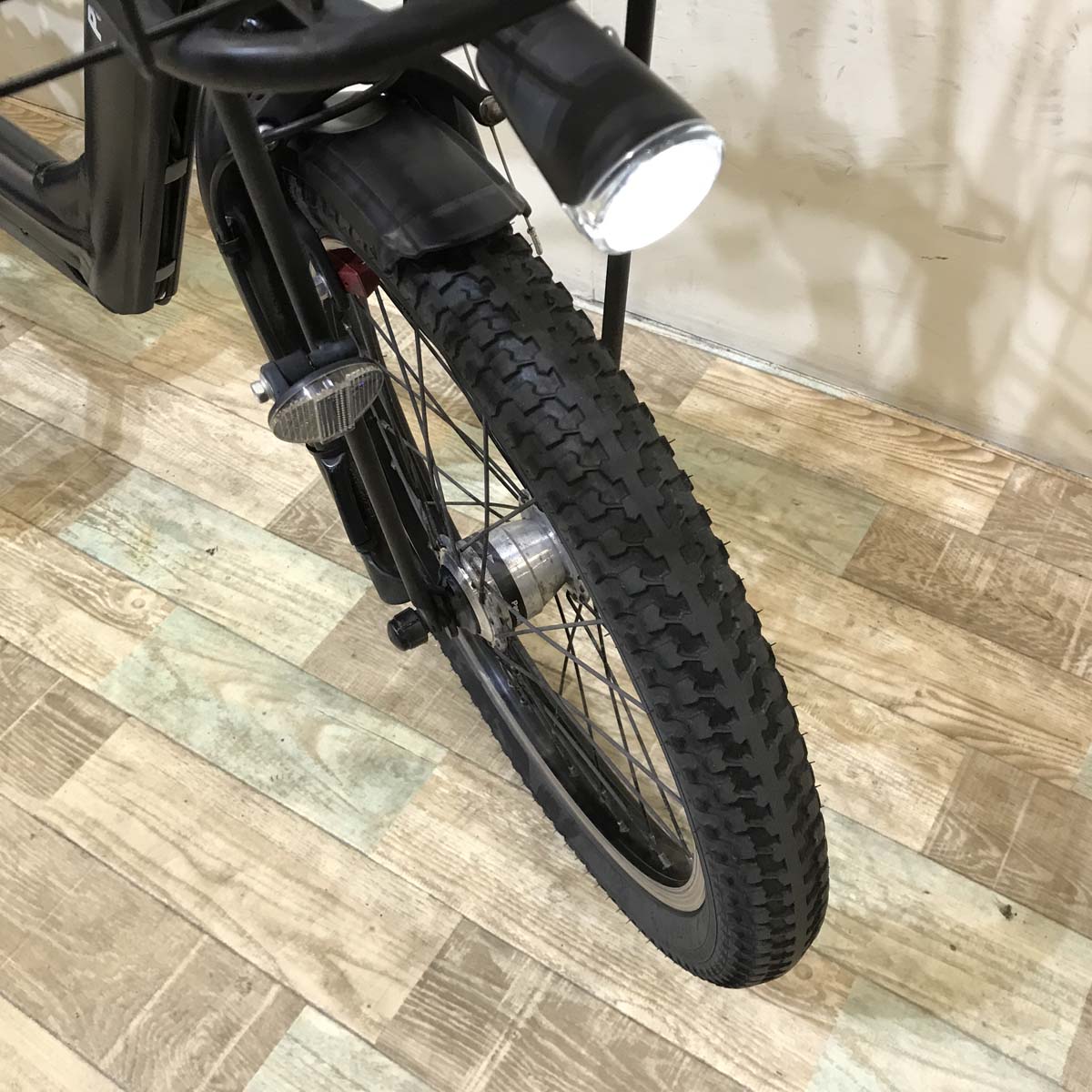 パナソニック ギュット アニーズ ブラック 20インチ KT154【中古車】