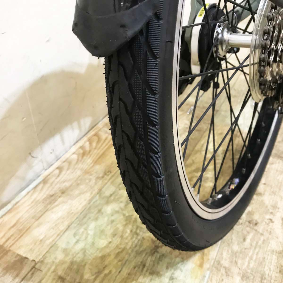 パナソニック ベロスター ミニ カーキ 20インチ KY077 【中古車】
