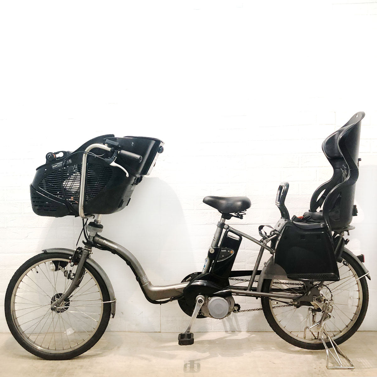 パナソニック ギュット ミニ グレー 20インチ YS054【中古車】