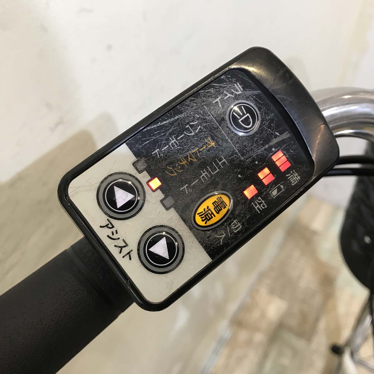 パナソニック ギュット プラス ホワイト 26インチ KU029 【中古車】
