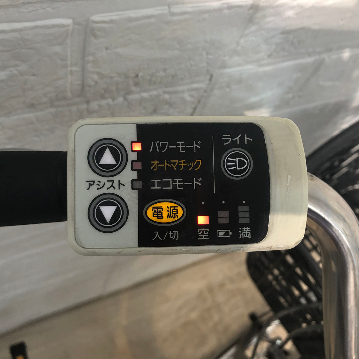 パナソニック ビビ NX アイボリーホワイト 26インチ YS056 【中古車】