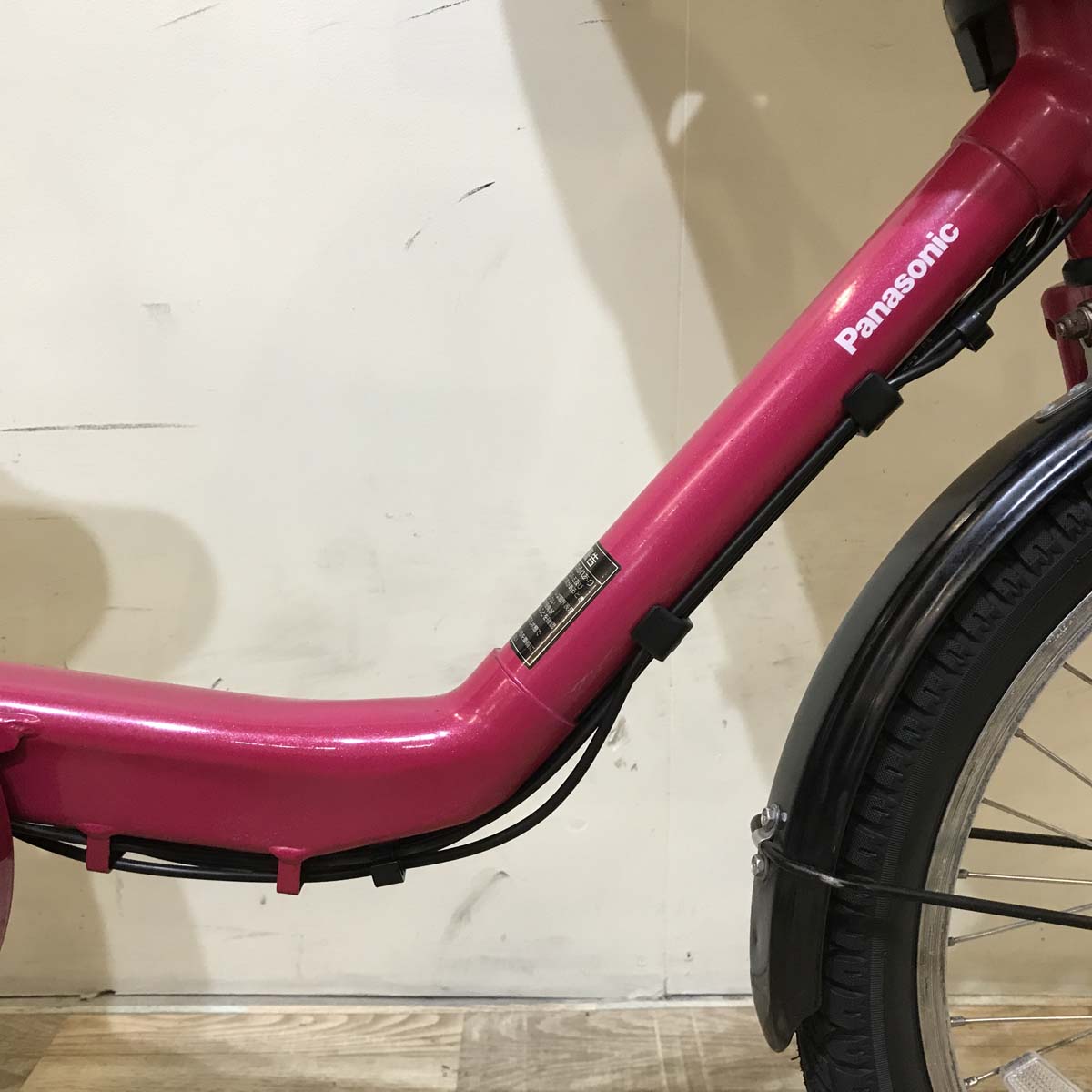 パナソニック ギュット ミニ DX ピンク 20インチ KU034【中古車】