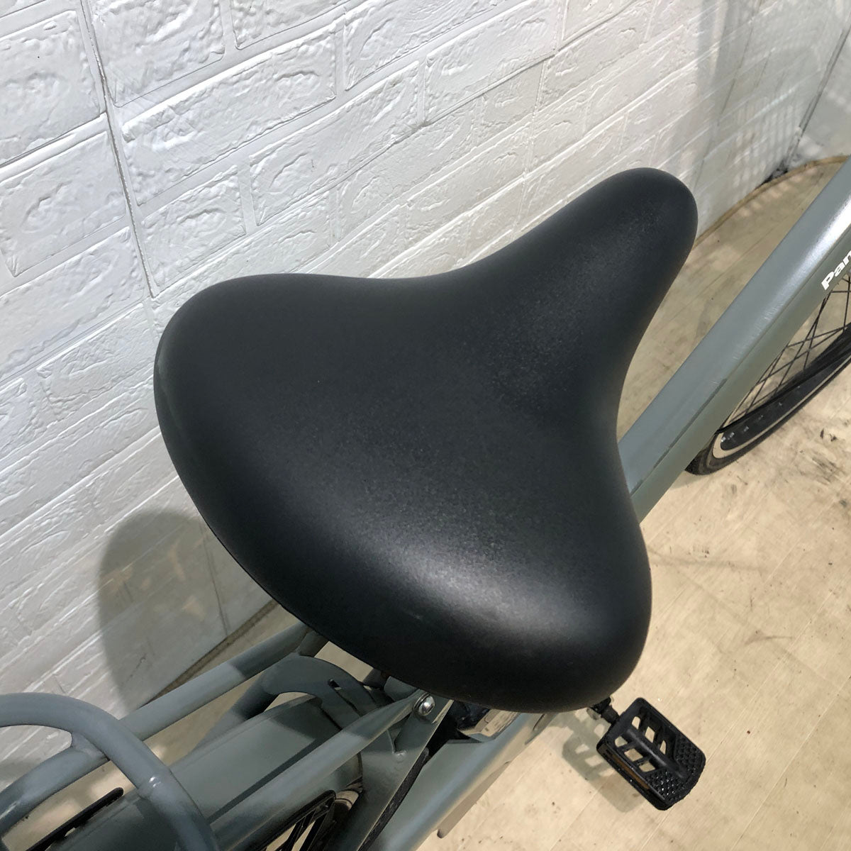 パナソニック ティモ S カーキ 26インチ YX046 【中古車】