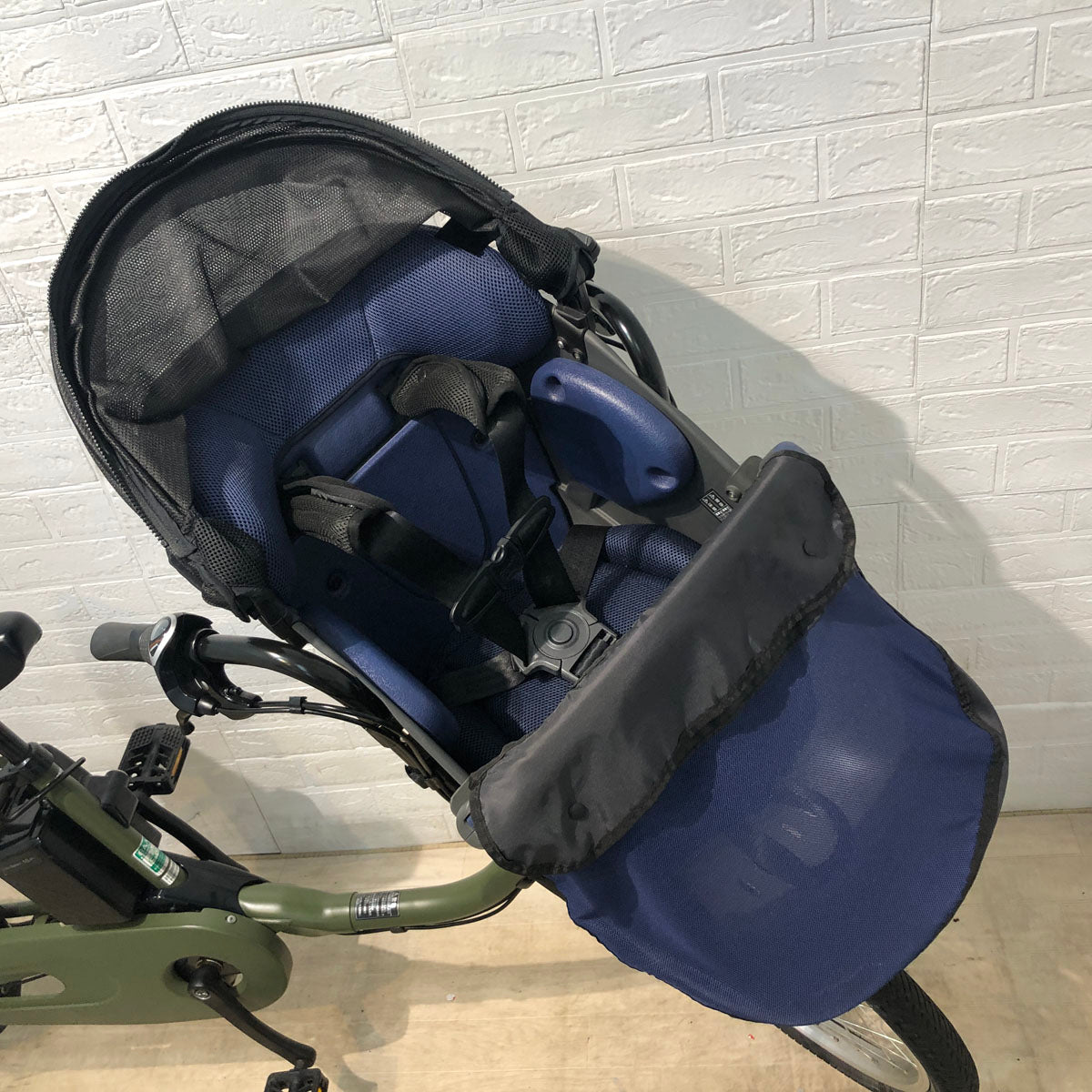 パナソニック ギュット クルーム EX カーキ 20インチ YS062【中古車】