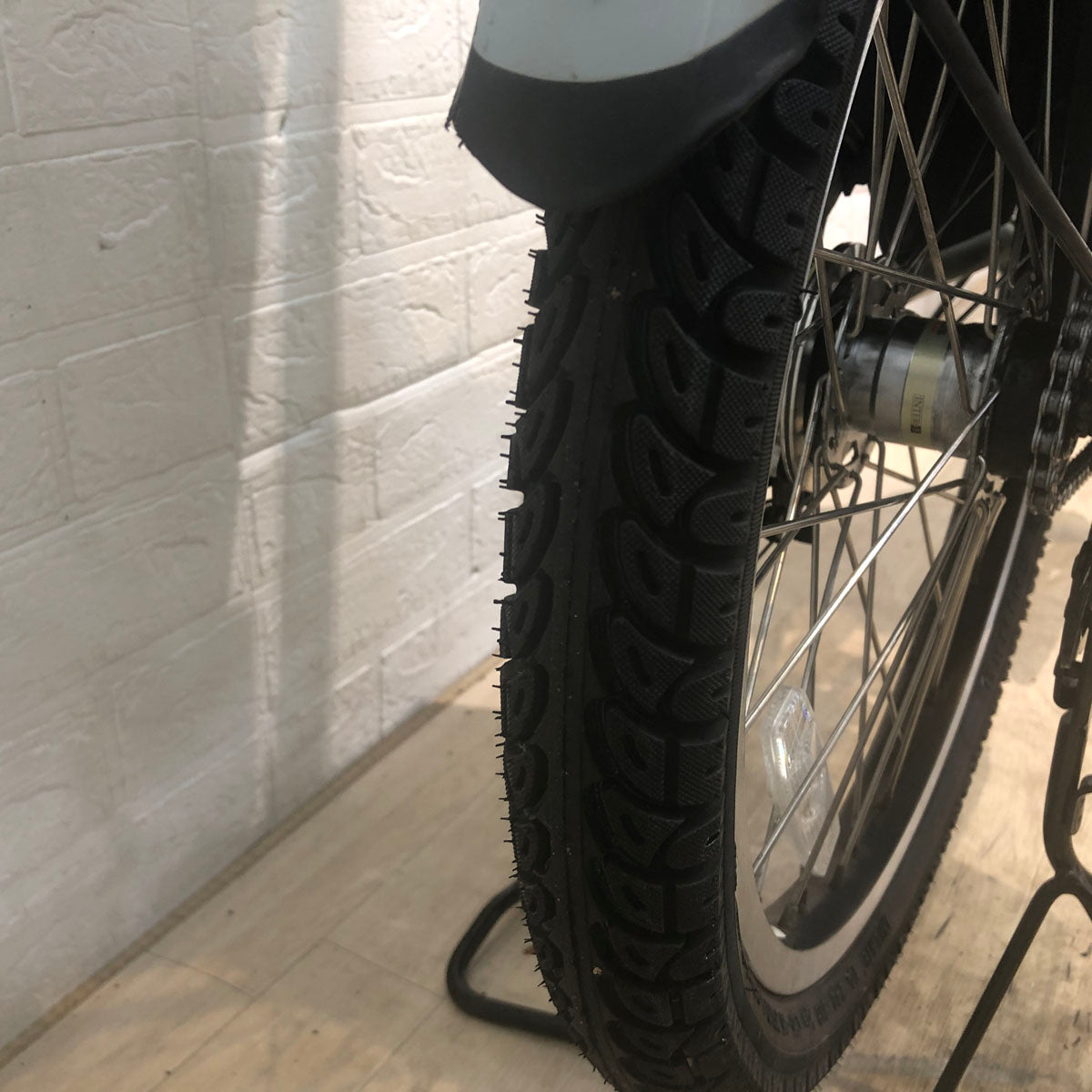 ブリヂストン bikke 2 e ビッケ ツー イー グレー 20インチ YX060 【中古車】
