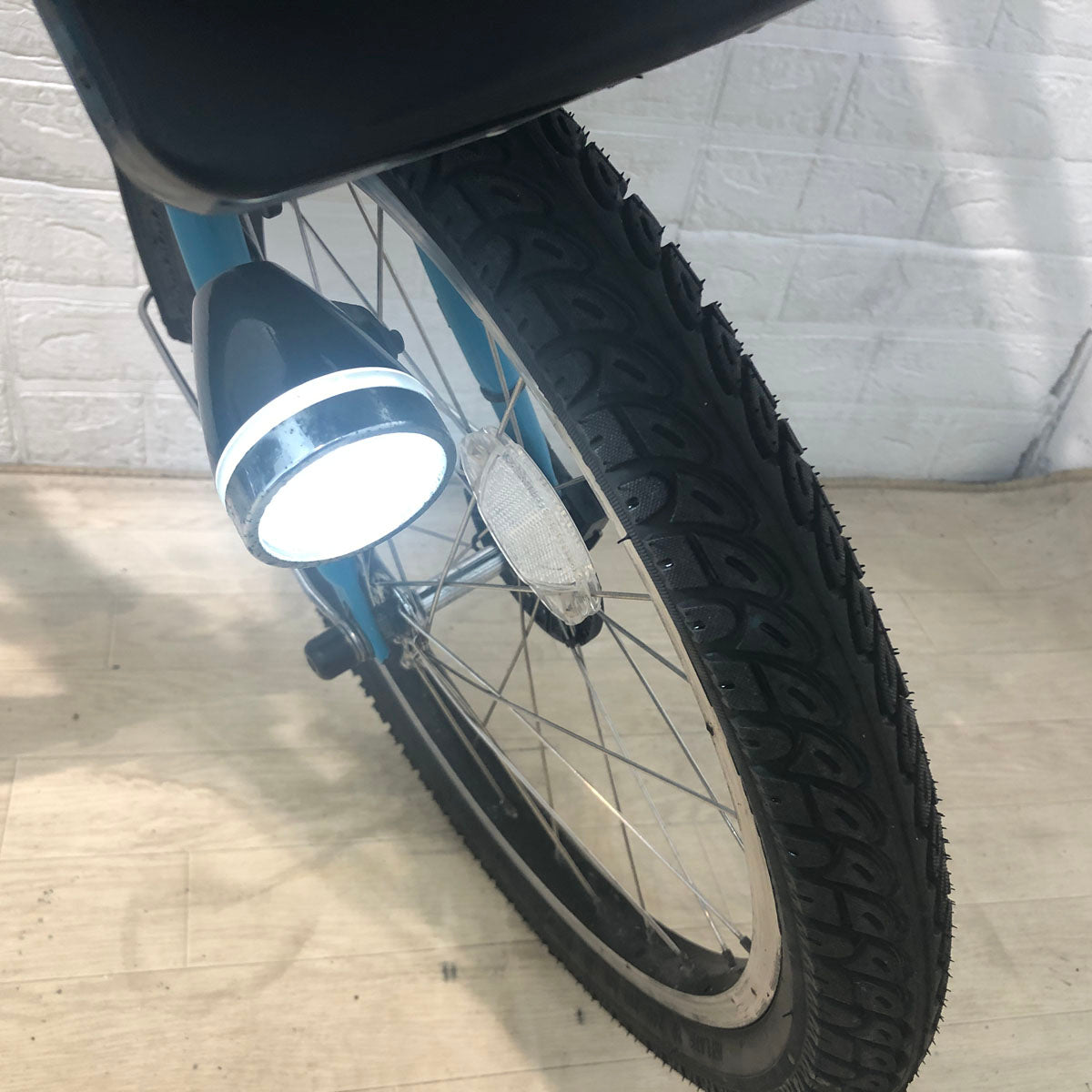 ブリヂストン アンジェリーノ プティット e ブルー 20インチ YX064【中古車】