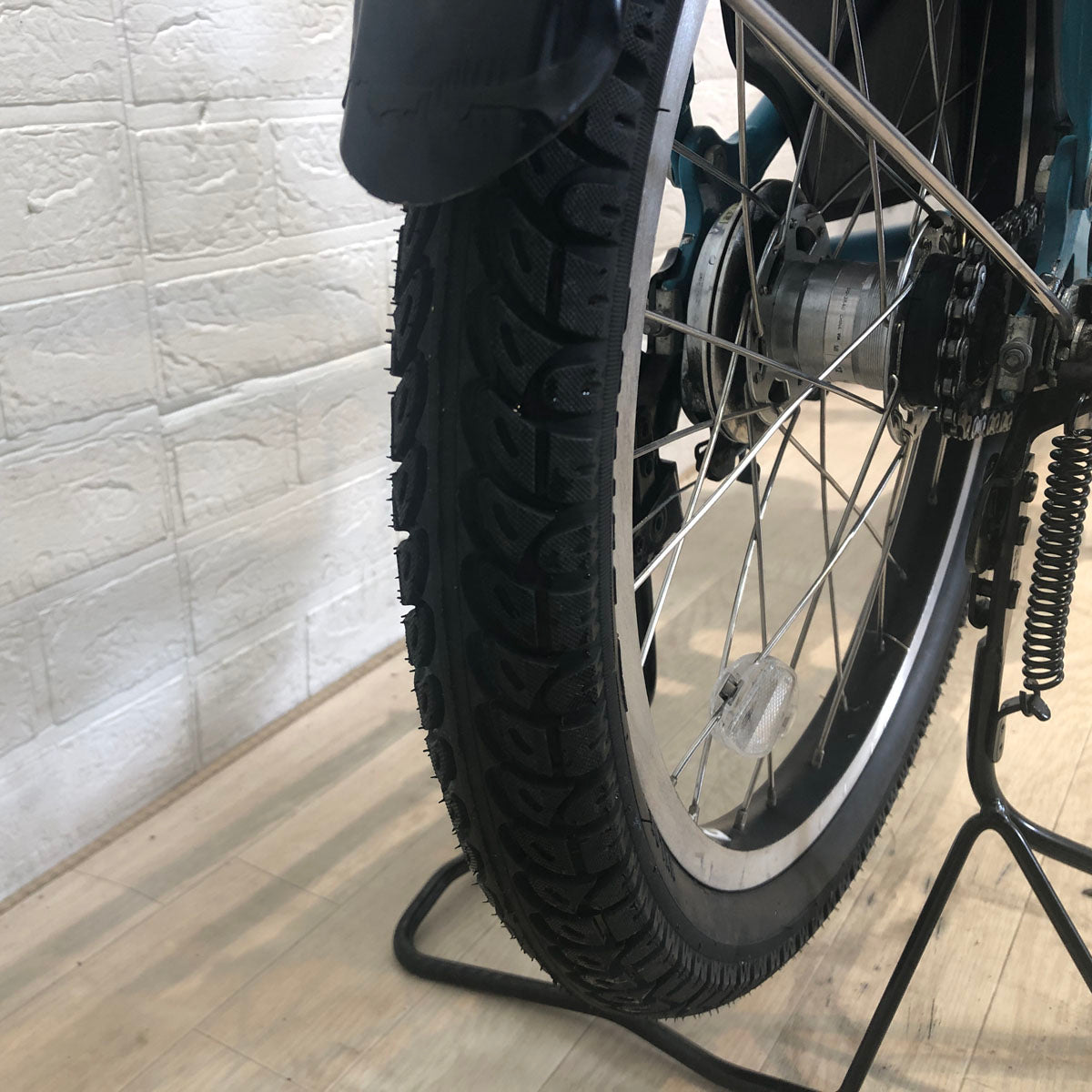ブリヂストン アンジェリーノ プティット e ブルー 20インチ YX064【中古車】