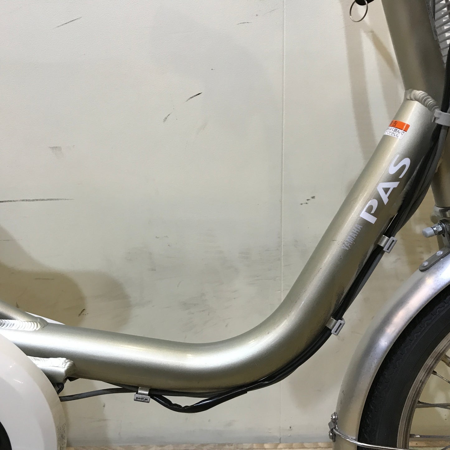 三輪ワゴン ヤマハ PAS ワゴン ゴールド 前18×後16インチ KP093 【中古車】