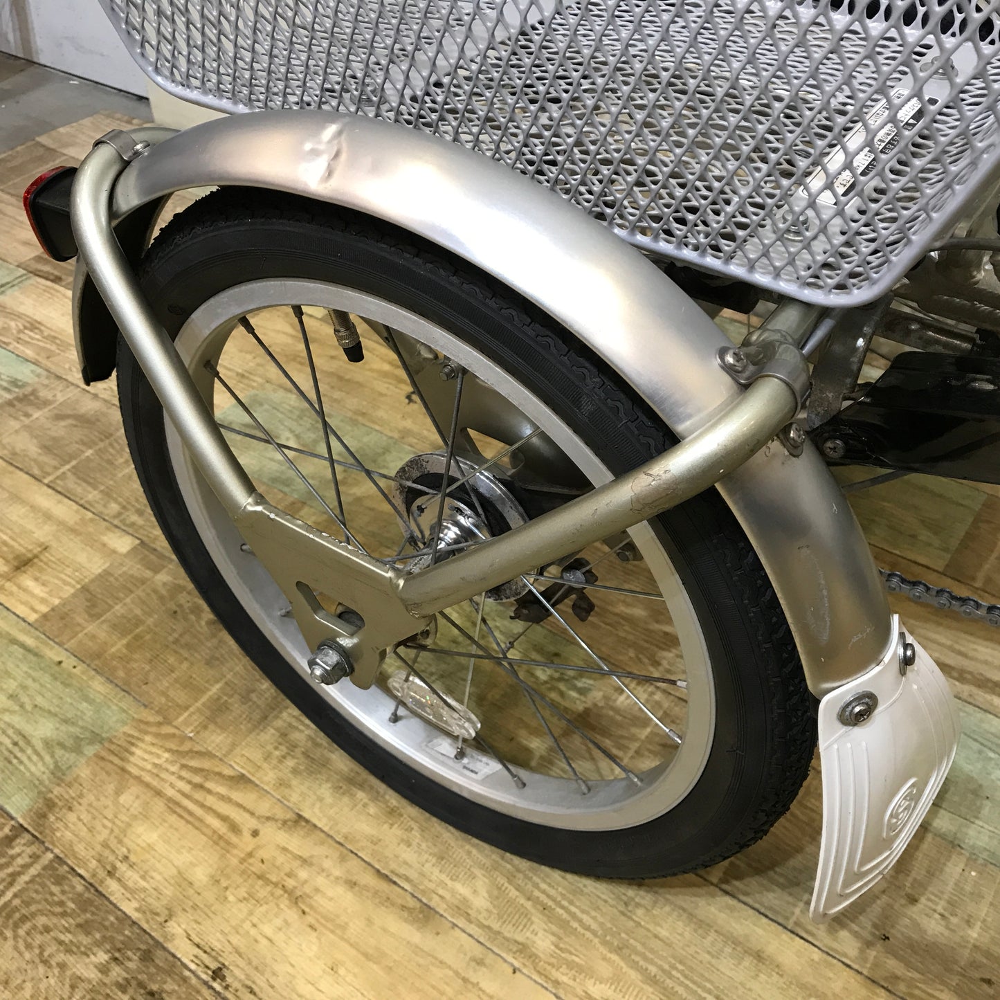 三輪ワゴン ヤマハ PAS ワゴン ゴールド 前18×後16インチ KP093 【中古車】