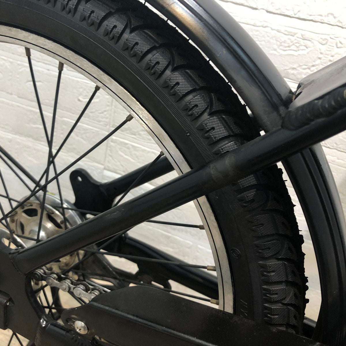 パナソニック SW ブラック 20インチ YS084 【中古車】