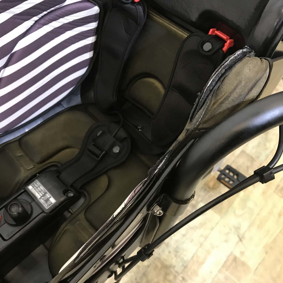 パナソニック ギュット ミニ DX ネイビー 20インチ KY139【中古車】