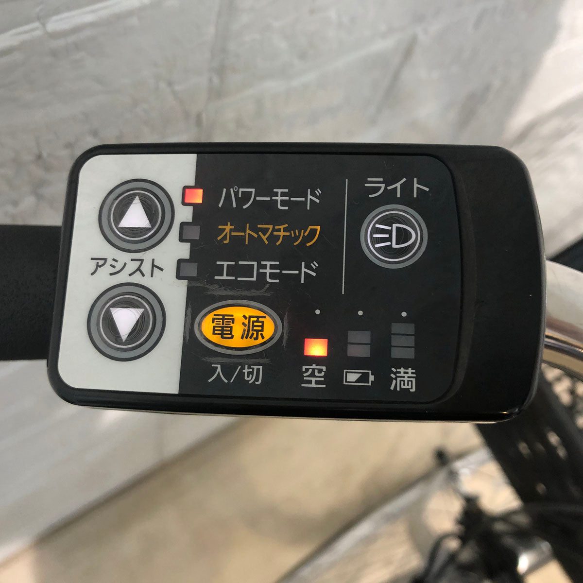 パナソニック ビビ TX シルバー 26インチ YX078 【中古車】