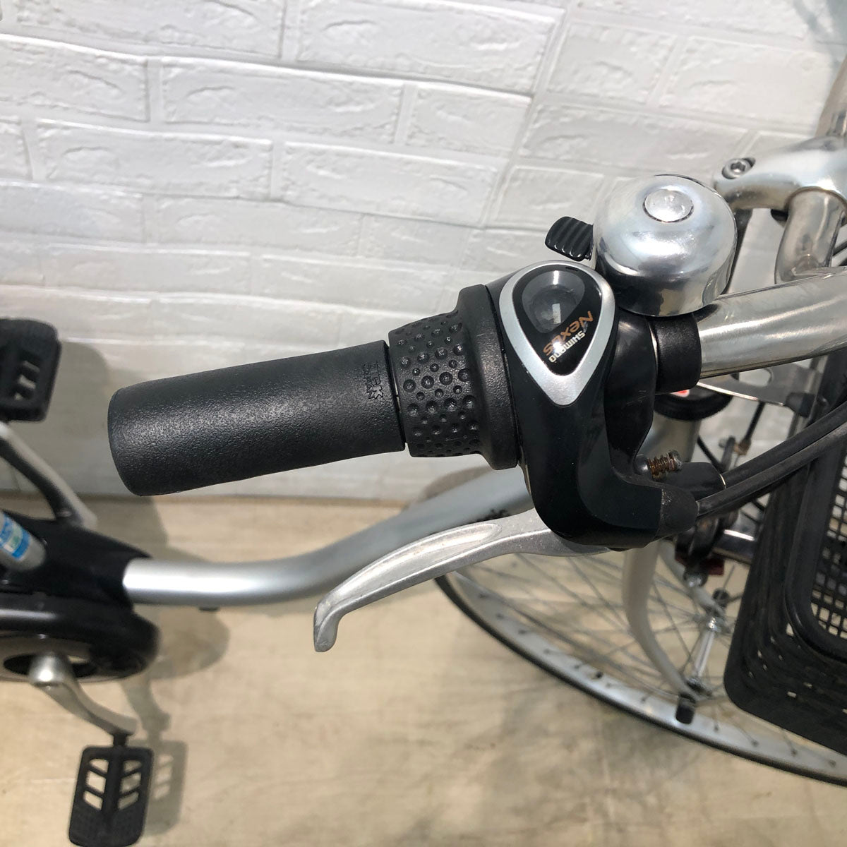 パナソニック ビビ TX シルバー 26インチ YX078 【中古車】
