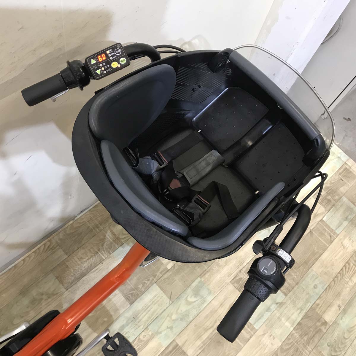 ブリヂストン アンジェリーノ プティット e オレンジ 20インチ KZ002【中古車】