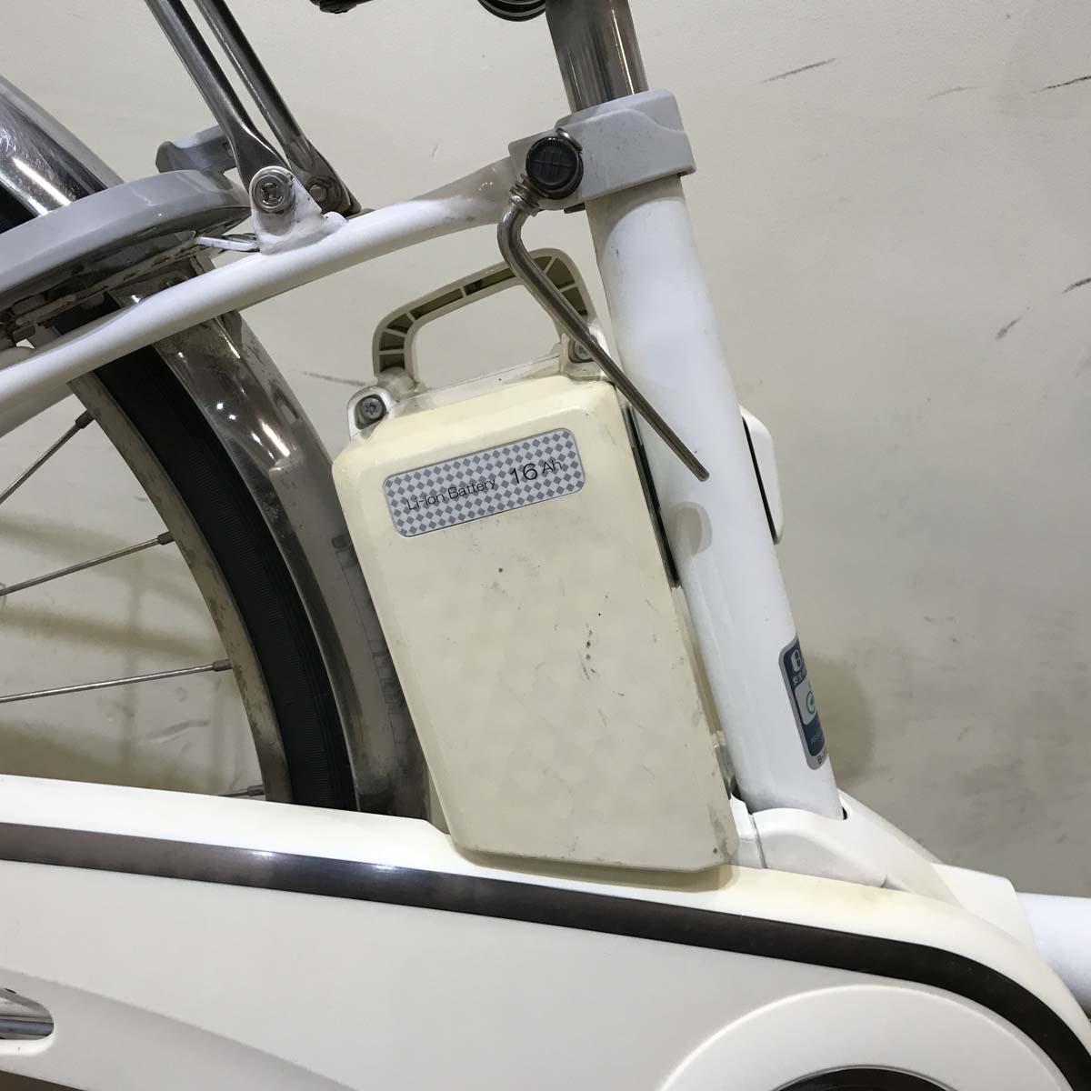パナソニック ビビ DX ホワイト 26インチ KZ008 【中古車】
