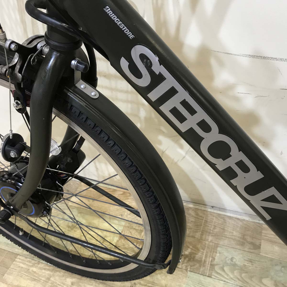ブリヂストン ステップクルーズ e カーキ 26インチ KZ015 【中古車】