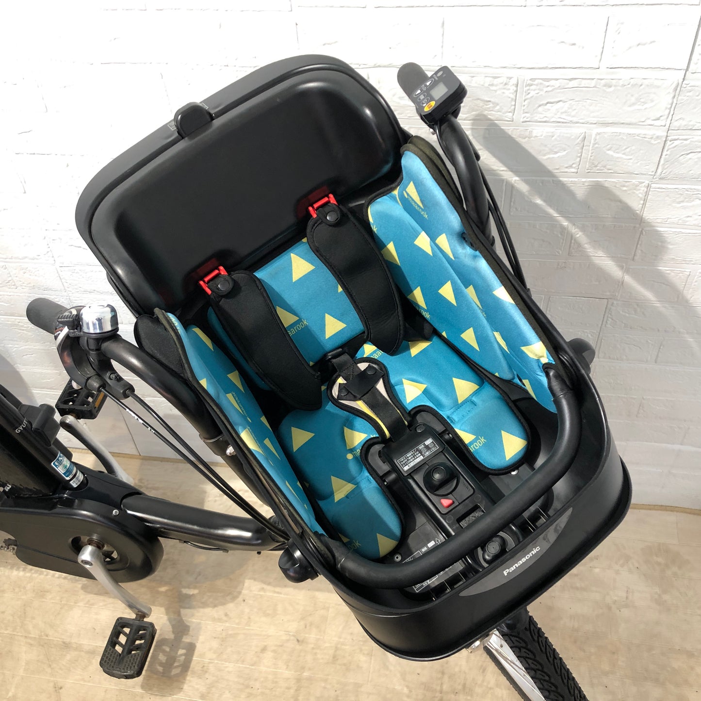 パナソニック ギュット ミニ DX ブラック 20インチ YN118【中古車】