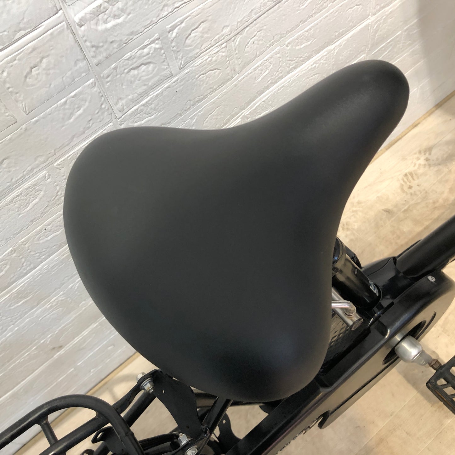 パナソニック ギュット ミニ DX ブラック 20インチ YN118【中古車】