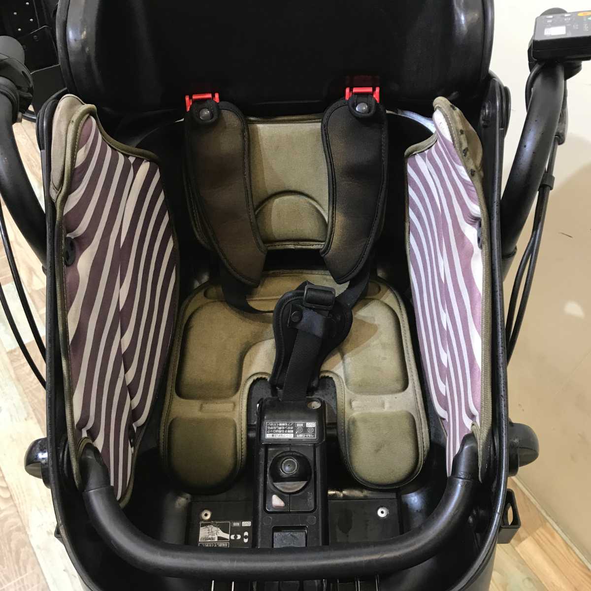 パナソニック ギュット ミニ DX グレー 20インチ KQ011【中古車】