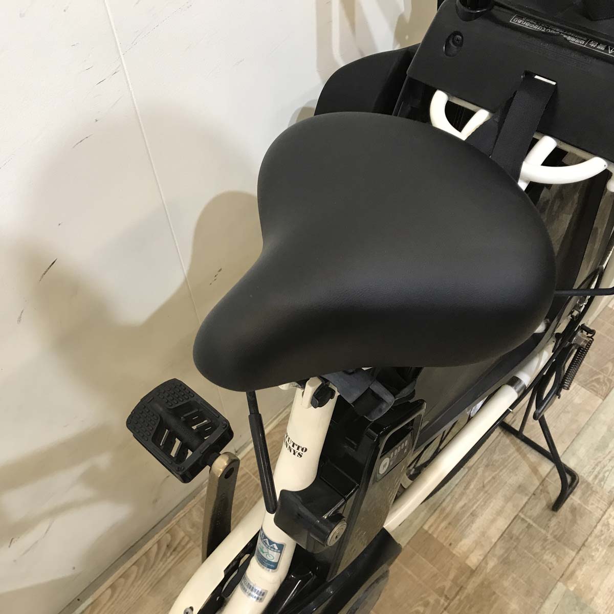 パナソニック ギュット アニーズ F ホワイト 26インチ KU106【中古車】