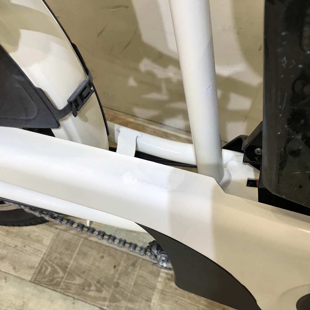 パナソニック ギュット アニーズ EX ホワイト 20インチ KU112【中古車】