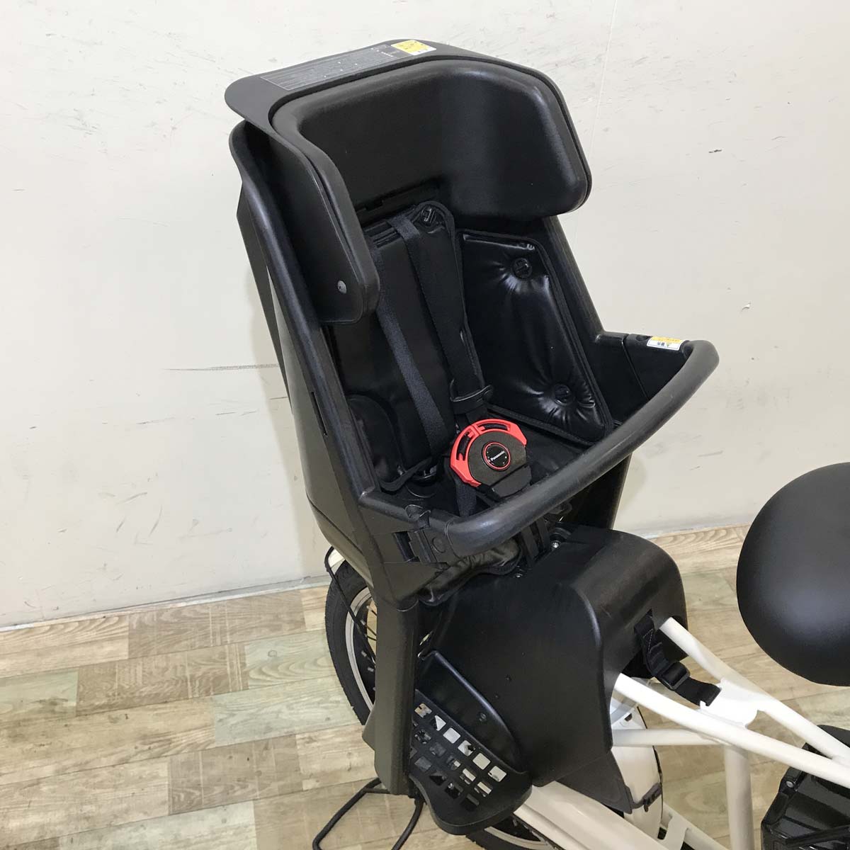 パナソニック ギュット アニーズ EX ホワイト 20インチ KU112【中古車】