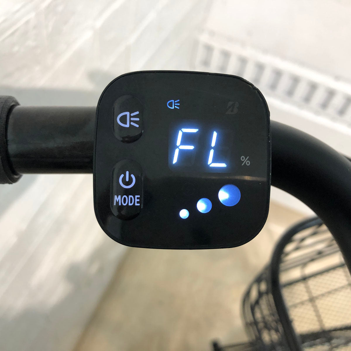 ブリヂストン ステップクルーズ e ブラック 26インチ YX136 【中古車】