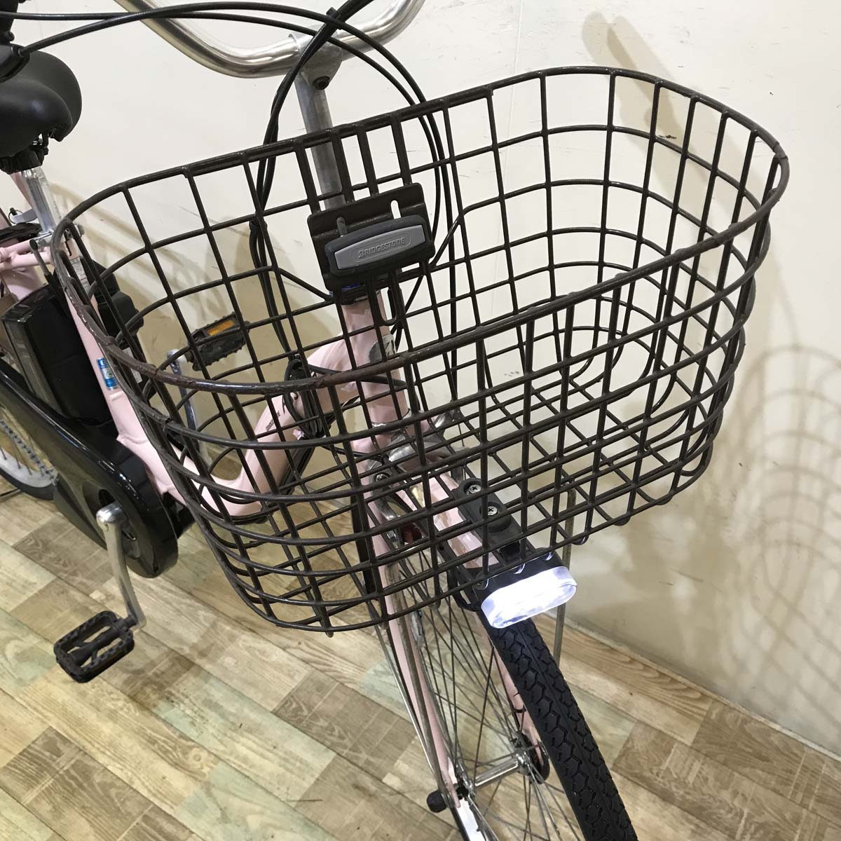 ブリヂストン アシスタ ファイン ピンク 26インチ KZ061 【中古車】