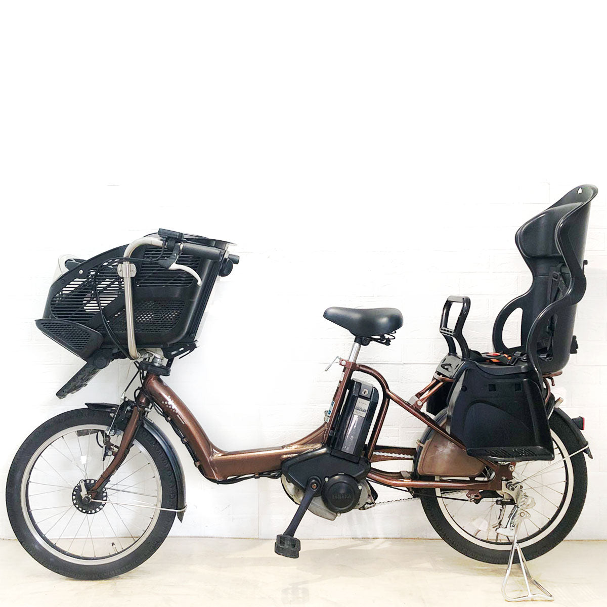 ブリヂストン アンジェリーノ プティット e ブラウン 20インチ YA008【中古車】