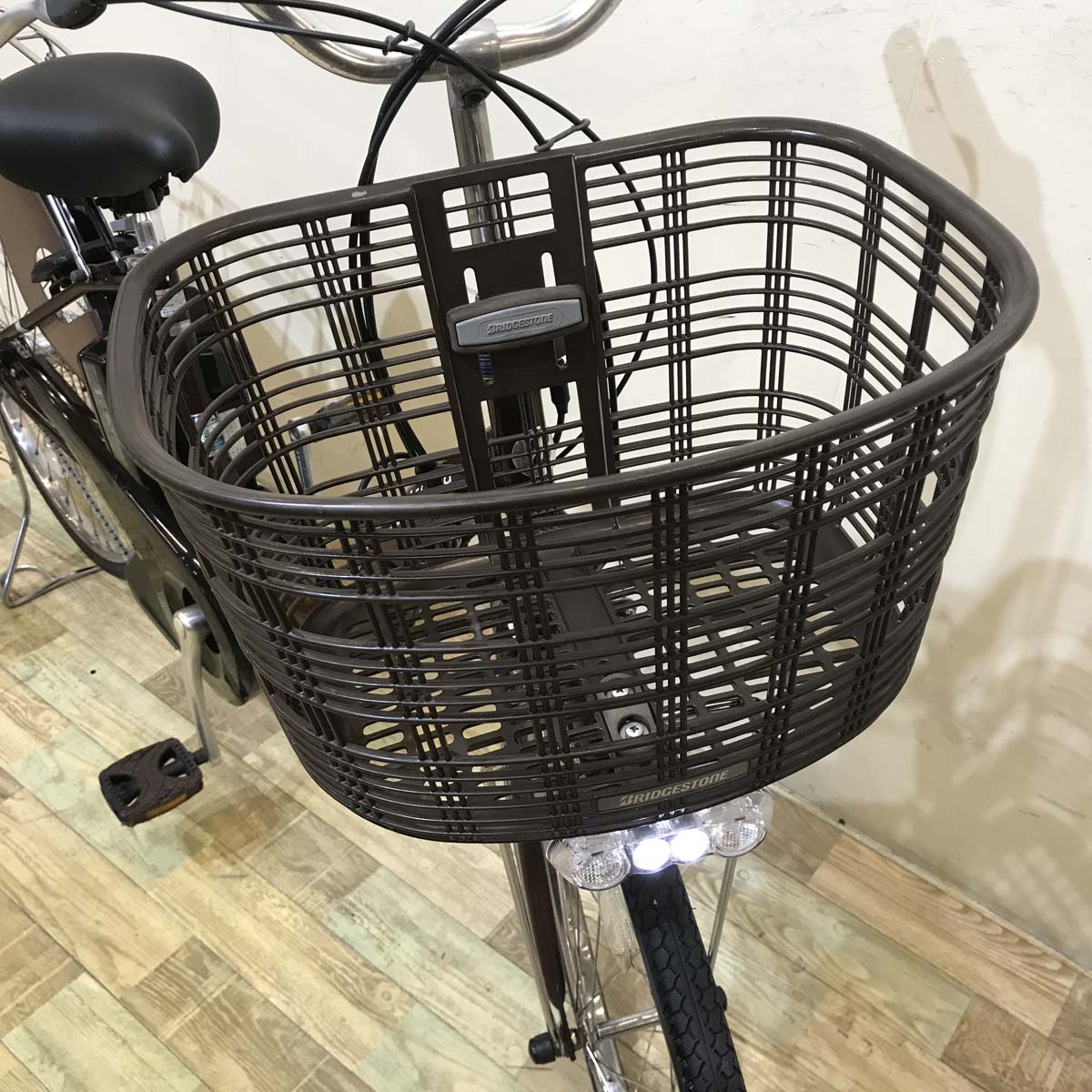 ブリヂストン アシスタ DX ブラウン 26インチ KZ067 【中古車】