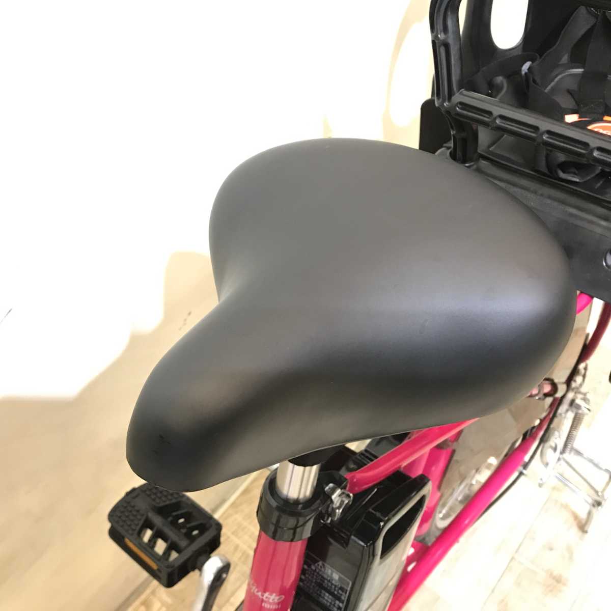 パナソニック ギュット ミニ ピンク 20インチ KQ043【中古車】