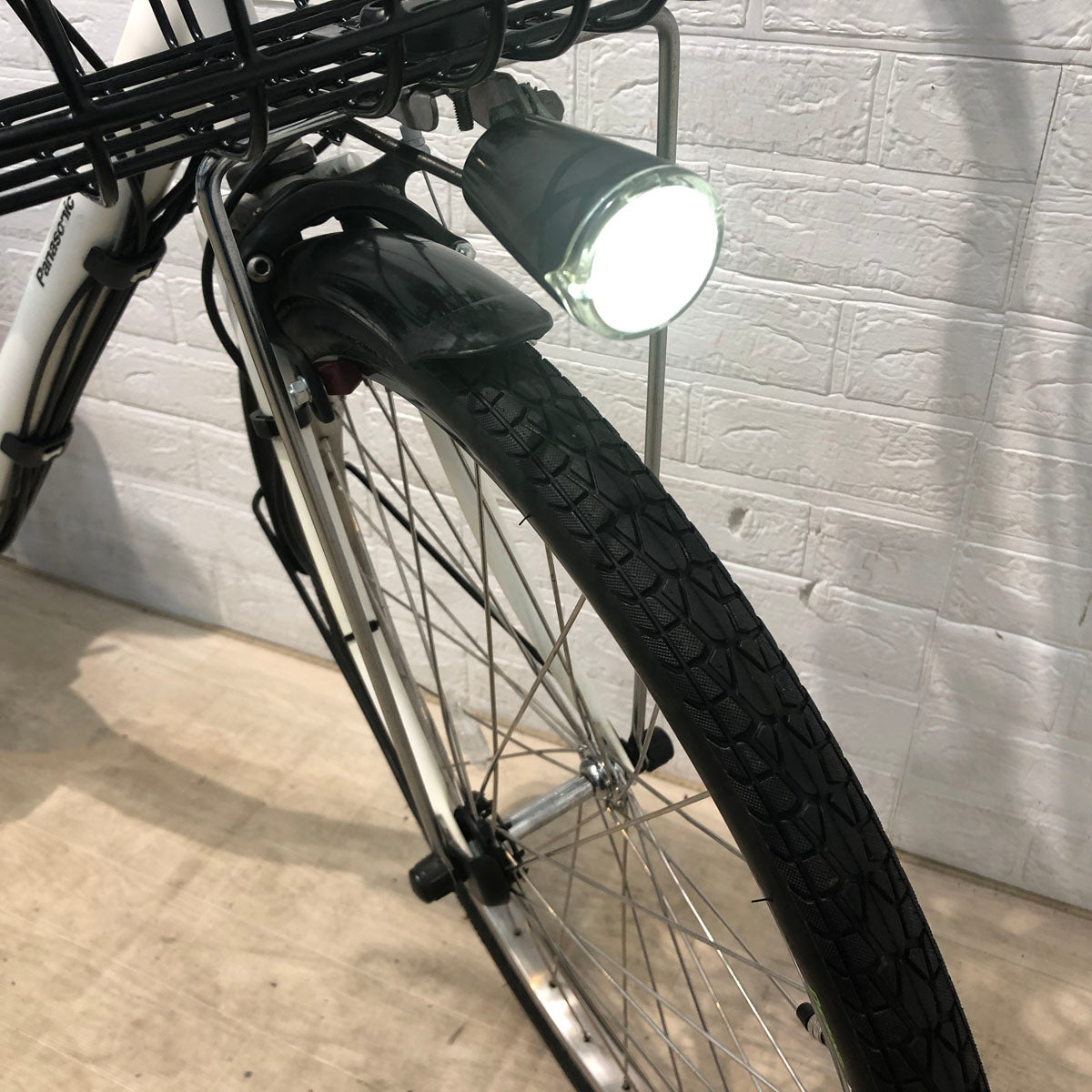 パナソニック ギュット ステージ ホワイト 22インチ YT065【中古車】