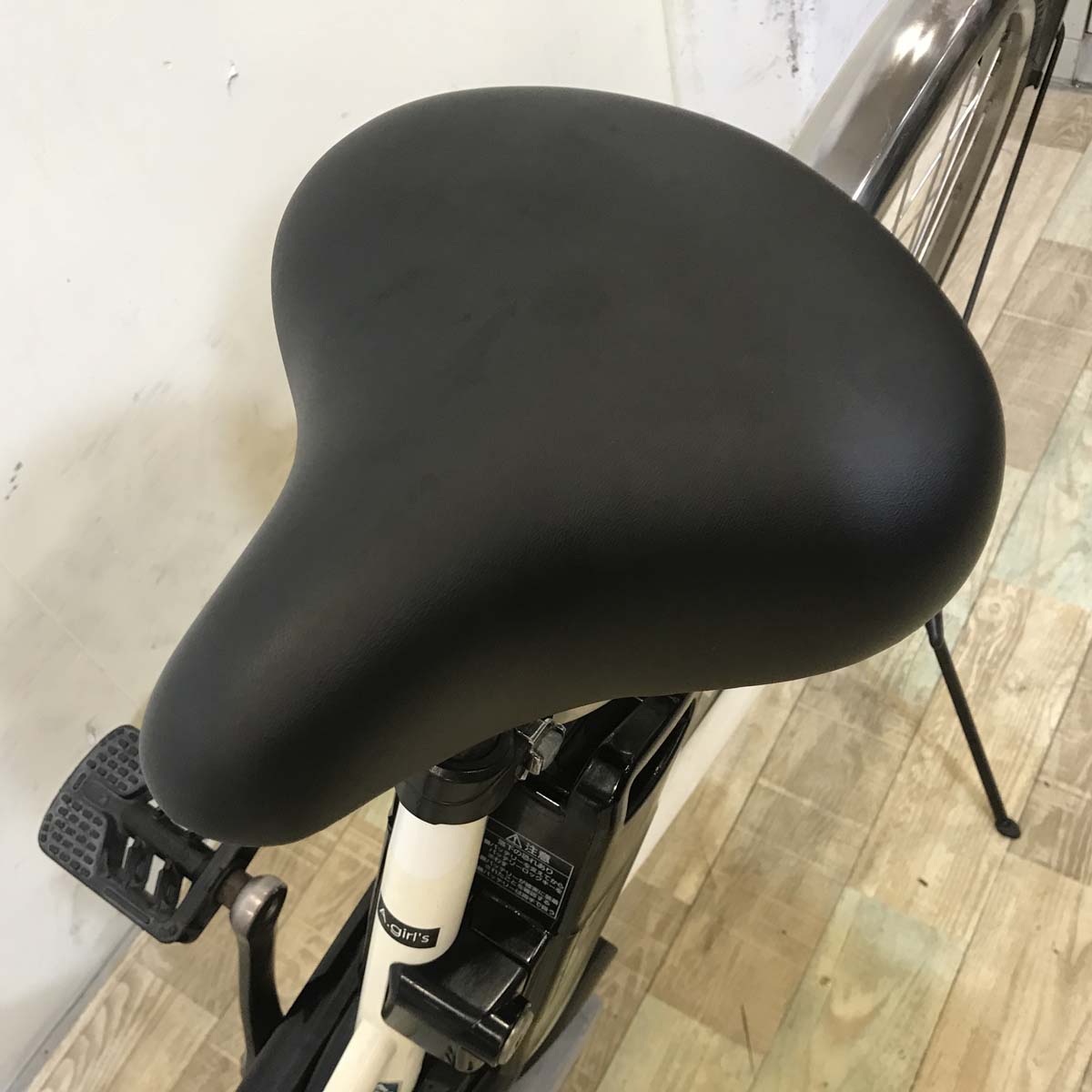 パナソニック エーガールズ アイボリー ホワイト 26インチ KZ069【中古車】