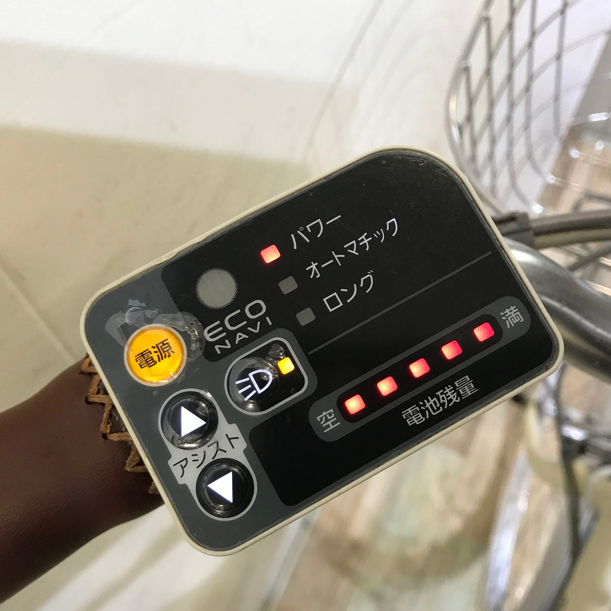 パナソニック ビビ ライト F ホワイトベージュ 26インチ KZ070 【中古車】