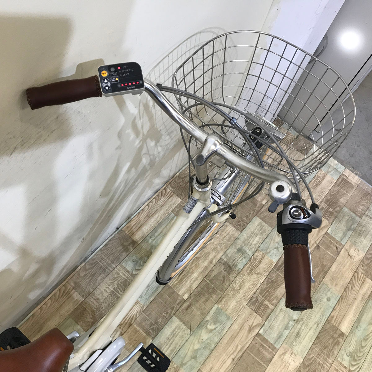 パナソニック ビビ ライト F ホワイトベージュ 26インチ KZ070 【中古車】