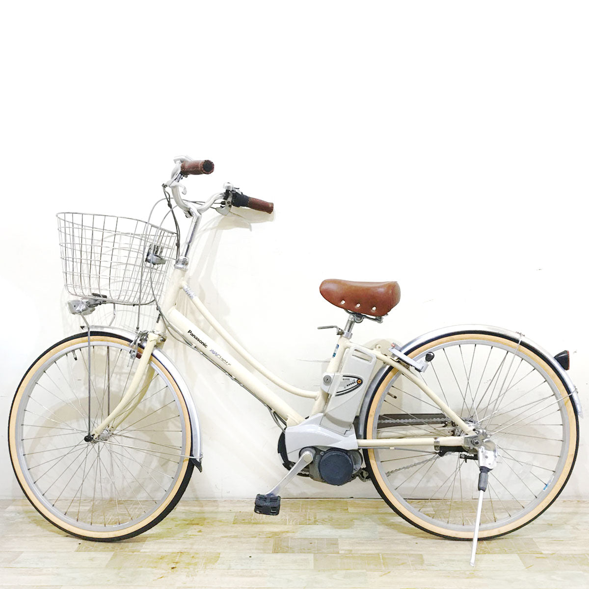 パナソニック ビビ ライト F ホワイトベージュ 26インチ KZ070 【中古車】