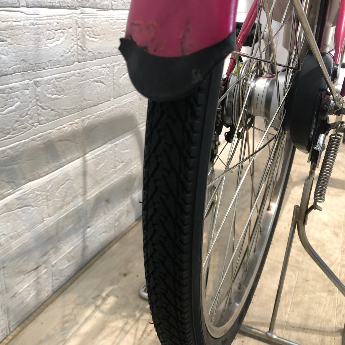 パナソニック ギュット ピンク 前22×後26インチ YT069【中古車】
