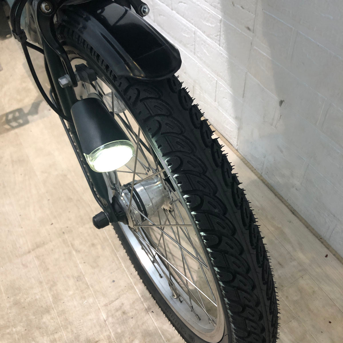 パナソニック ギュット ミニ DX グリーン 20インチ YT072【中古車】
