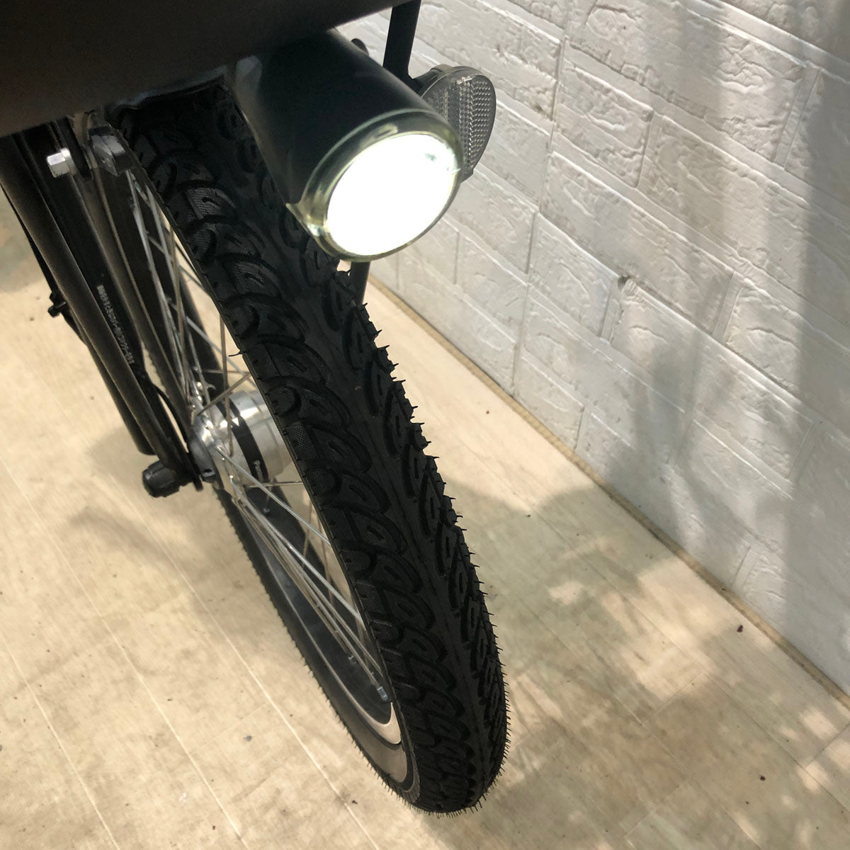 パナソニック ギュット アニーズ ネイビー 20インチ YT073【中古車】