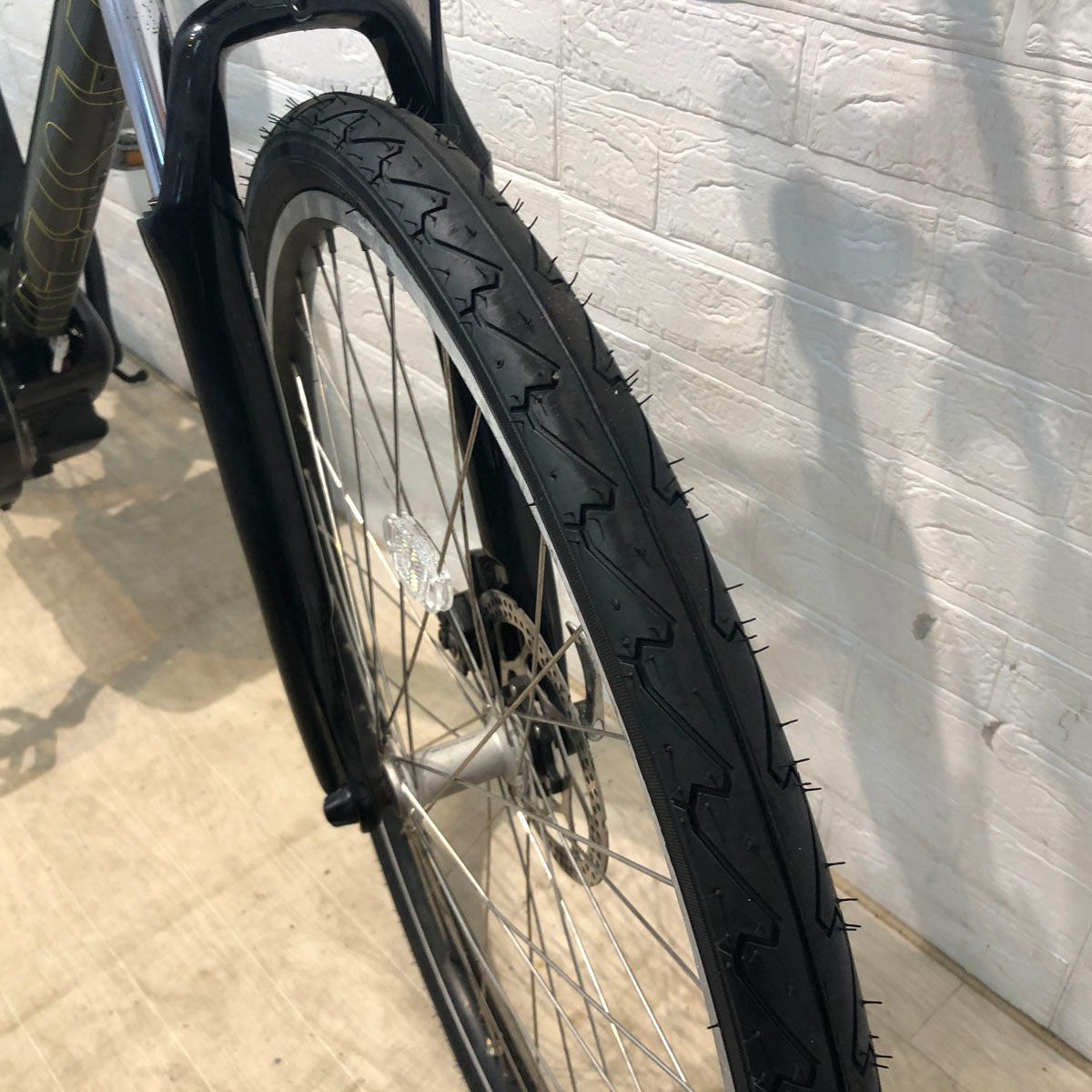 ブリヂストン リアルストリーム カーキ 26インチ YT078 【中古車】