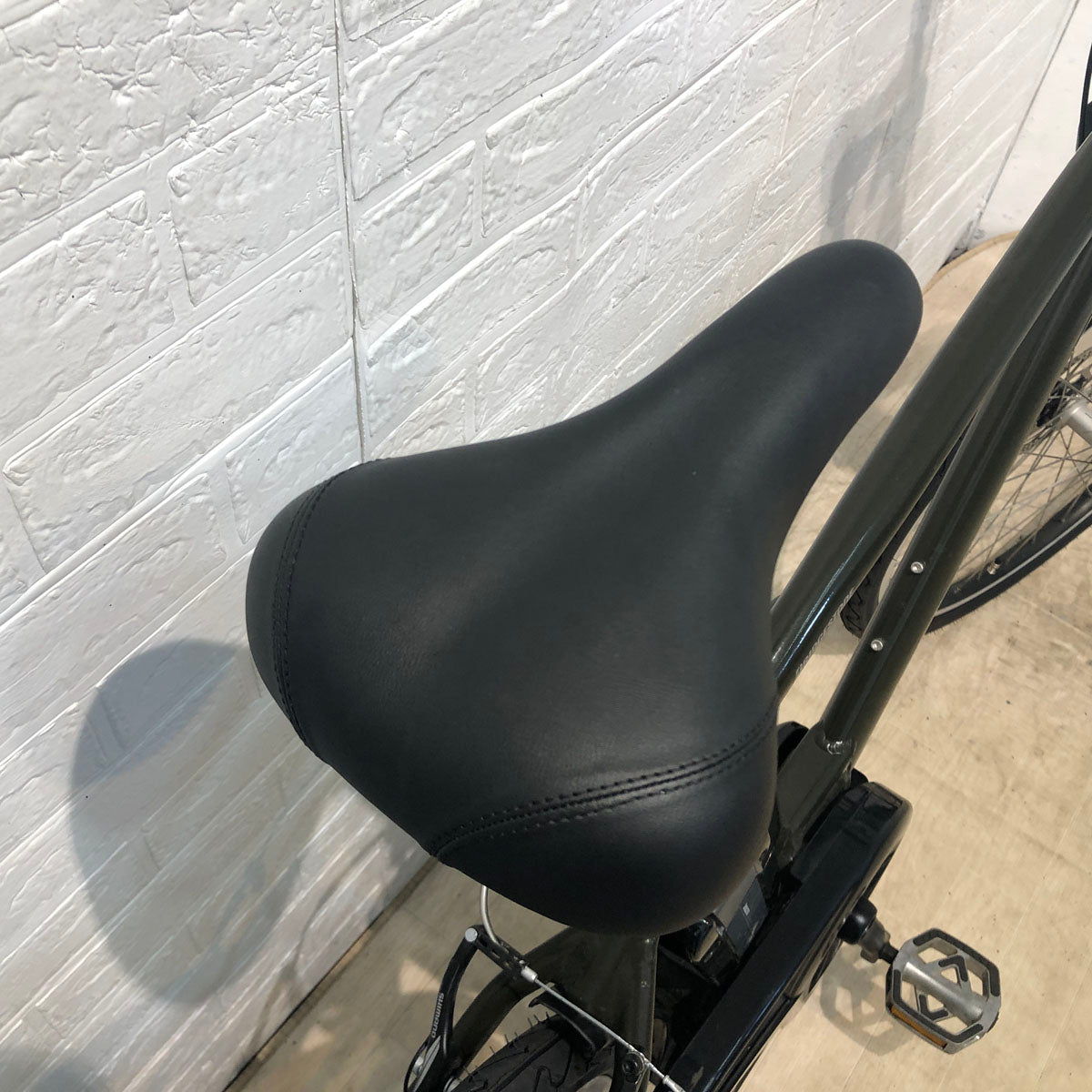 ブリヂストン リアルストリーム カーキ 26インチ YT078 【中古車】