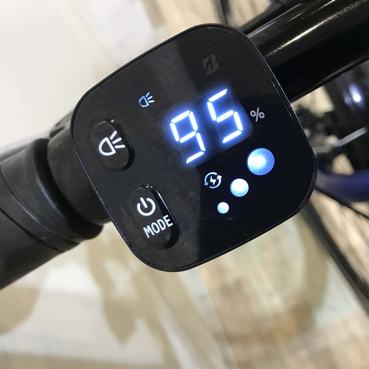 ブリヂストン TB1e ブルー 27インチ KZ080 【中古車】