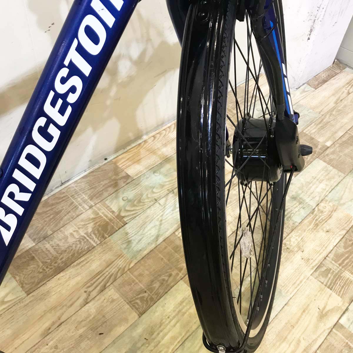 ブリヂストン TB1e ブルー 27インチ KZ080 【中古車】