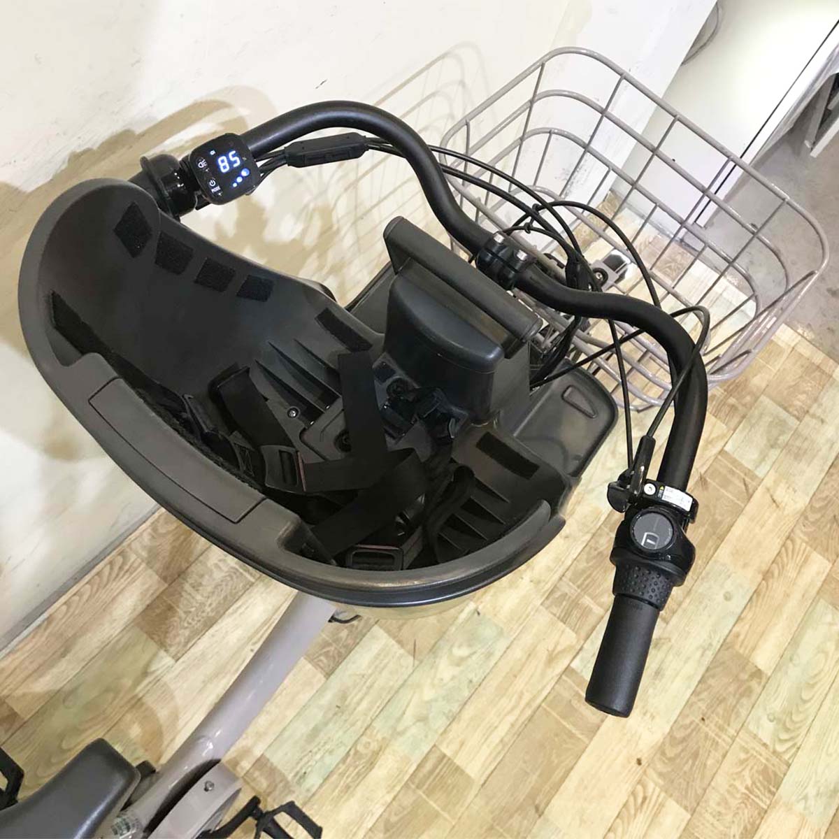 ブリヂストン bikke MOB dd ビッケ モブ dd ベージュ 前24×後20インチ KZ087【中古車】